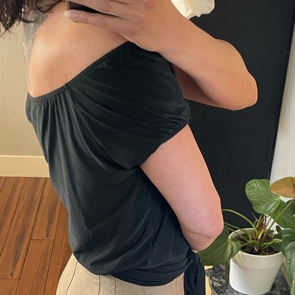 Women’s express Y2K cropped off shoulder wrap top size extra small - Picture 3 of 6